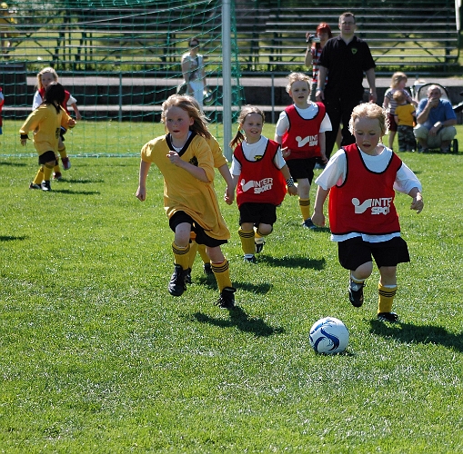 2006-06-10 (63).JPG - Fotbollsskolan Flickor